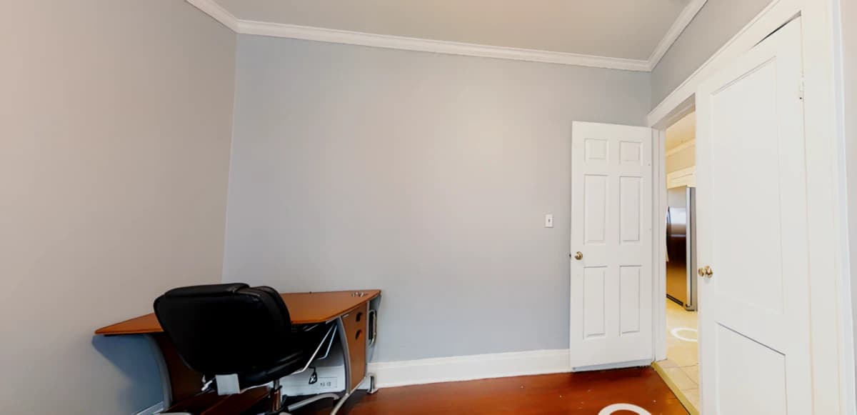 4 Bed 1 Bath Apartment 1