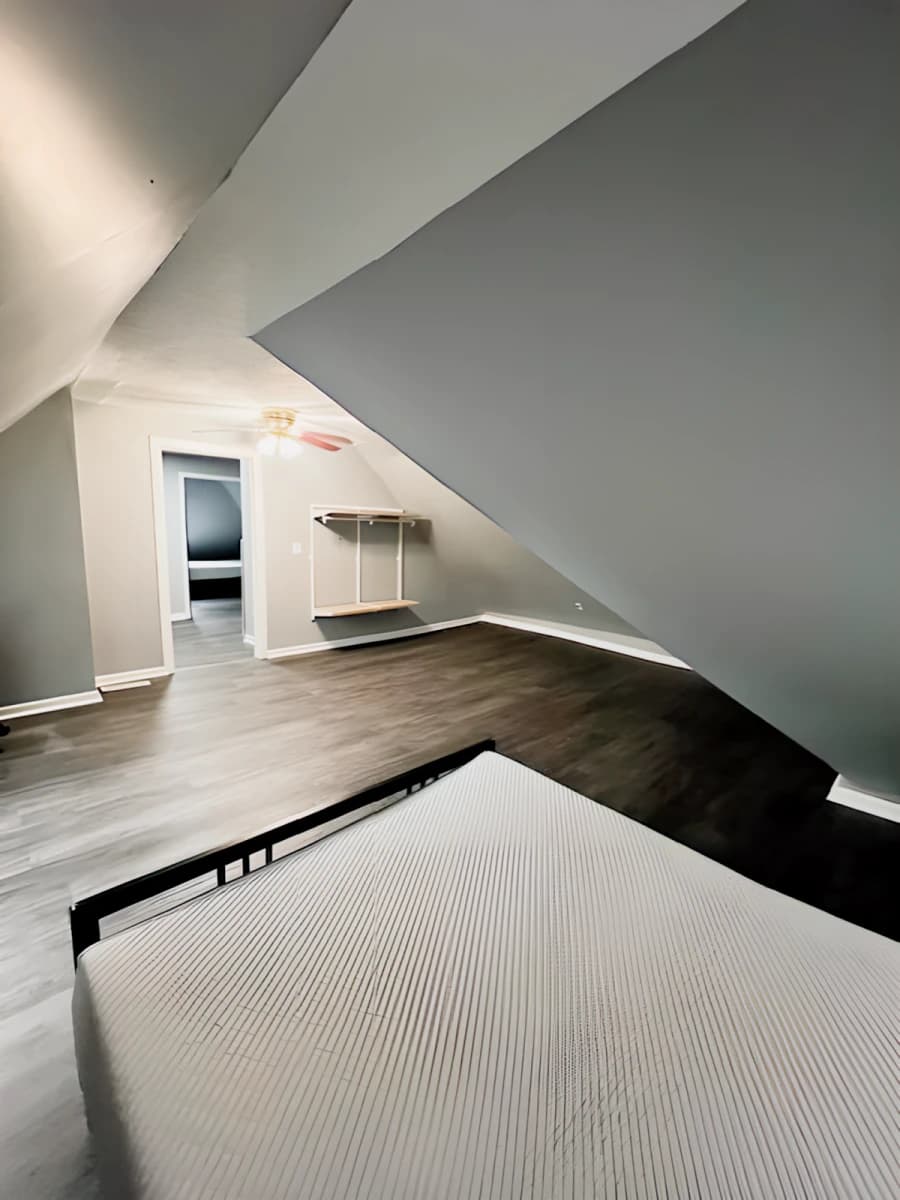 135 Lexington Ave image