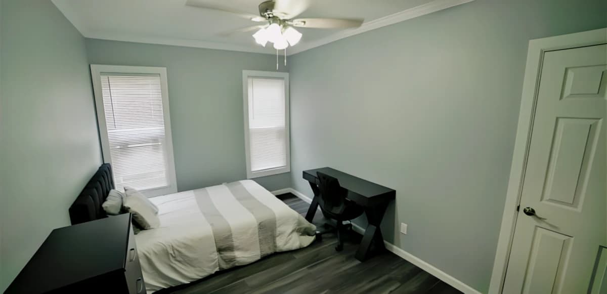 121 Lexington Ave image