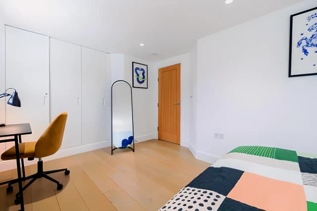 1 Bed Apartment