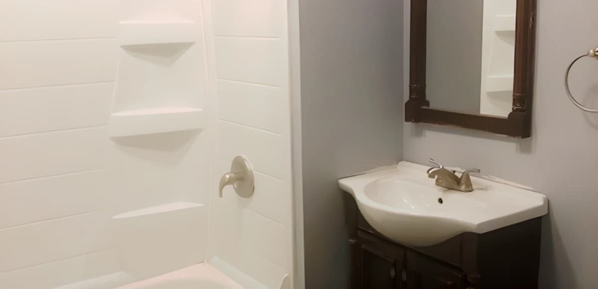 205 Lexington Ave image