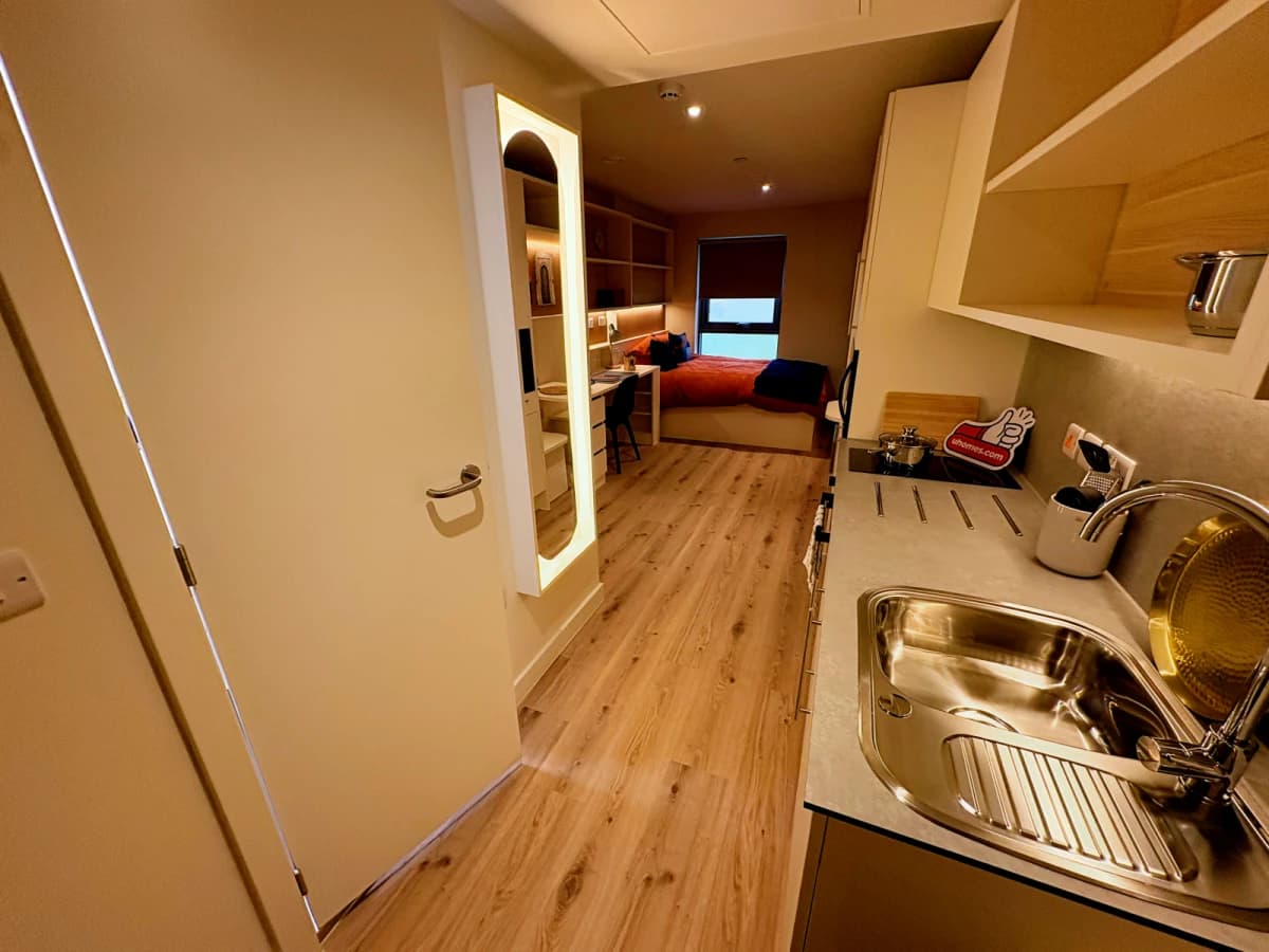 Cullen House image