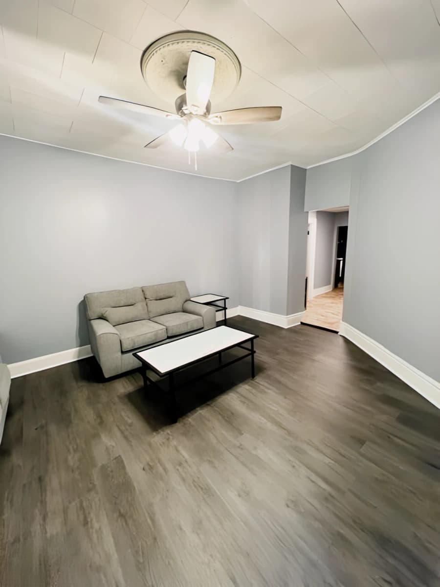3 Bed 1 Bath Apartment 1