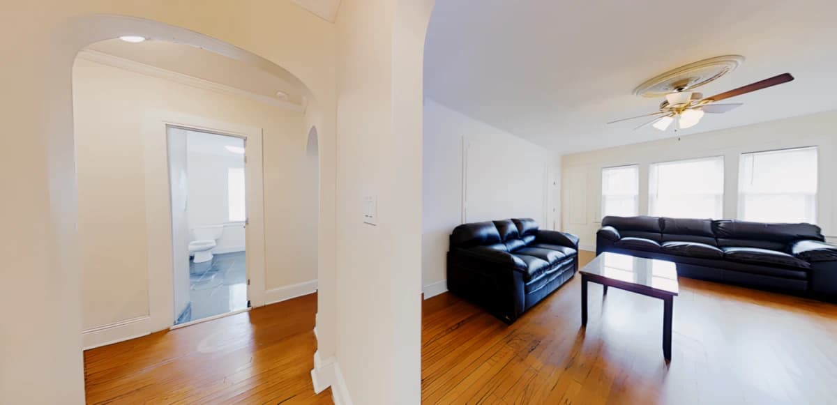 2401 East Genesee St image