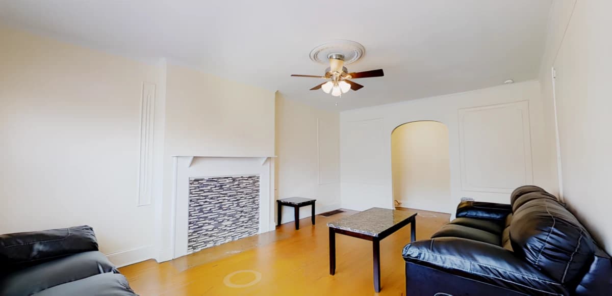2401 East Genesee St image