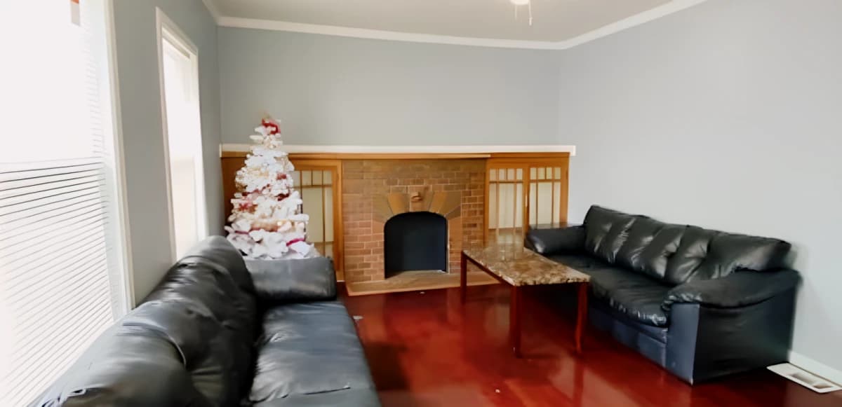 4 Bed 2 Bath
