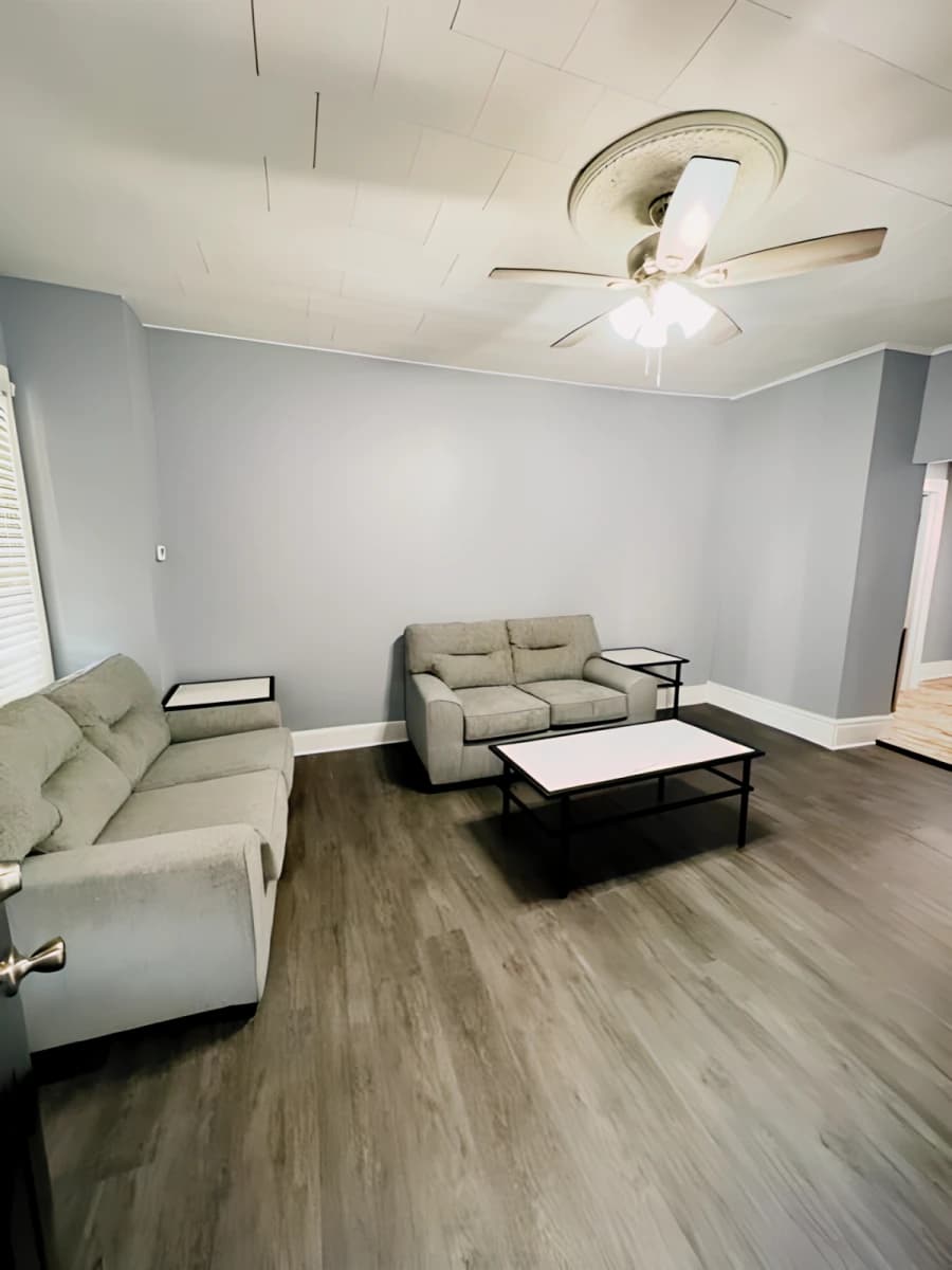3 Bed 1 Bath Apartment 1