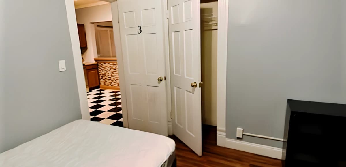 109 Lexington Ave image