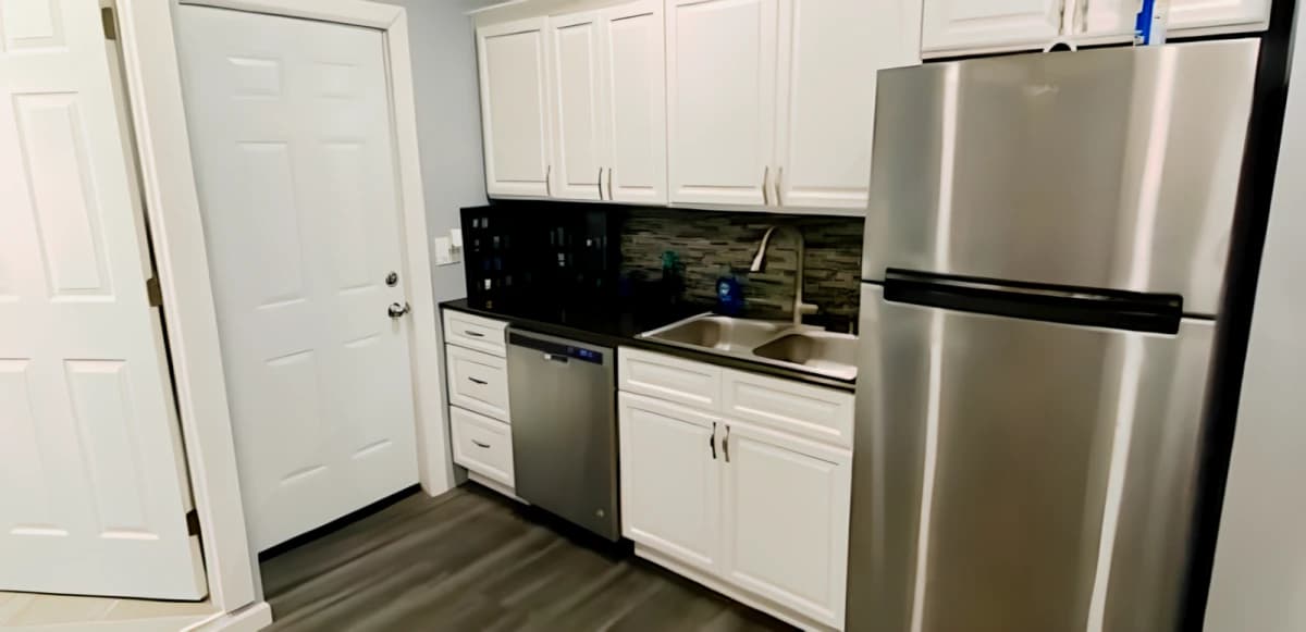 121 Lexington Ave image