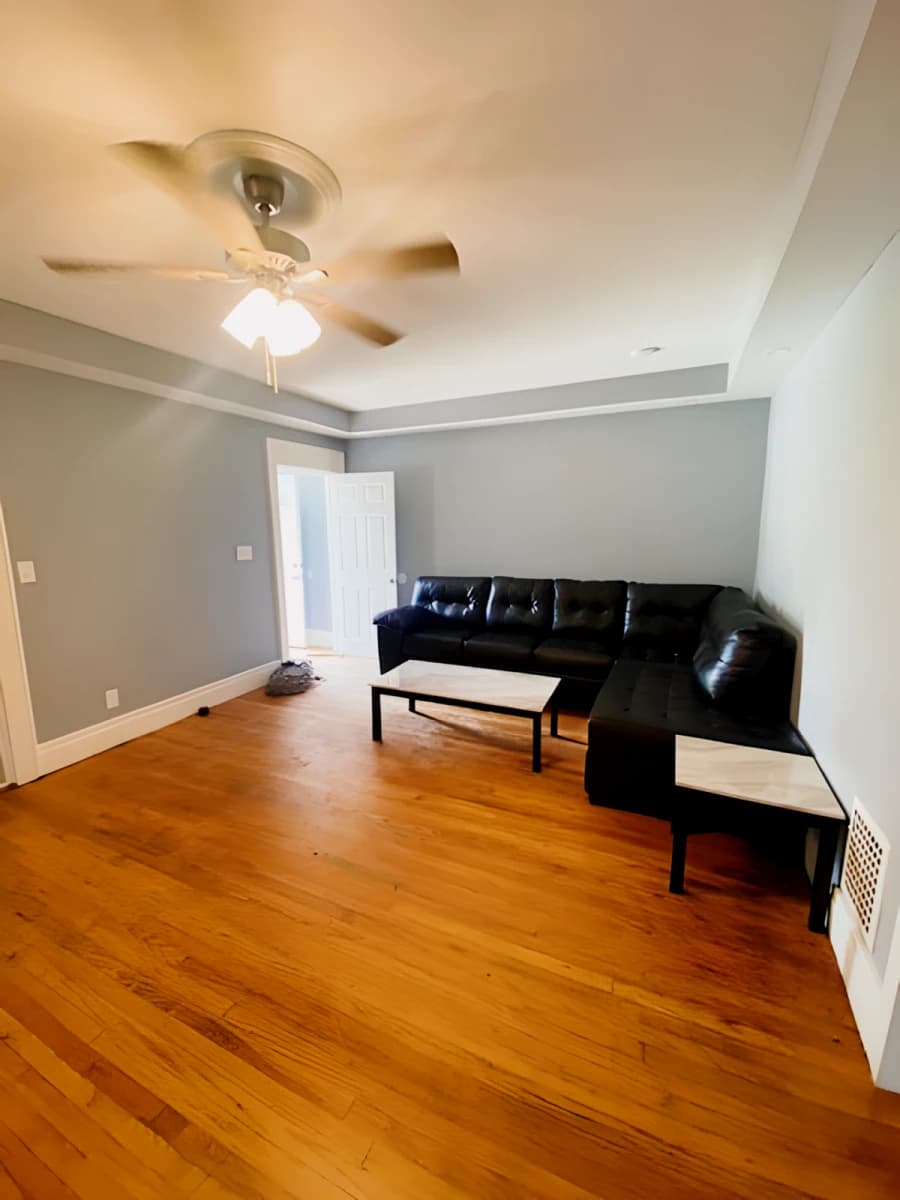 2413 E Genesee St image