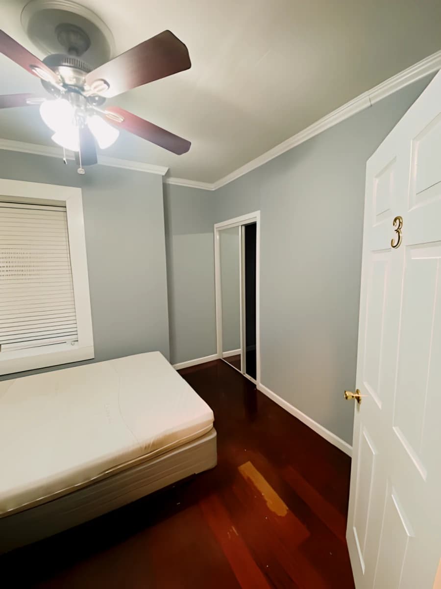 141 Lexington Ave image