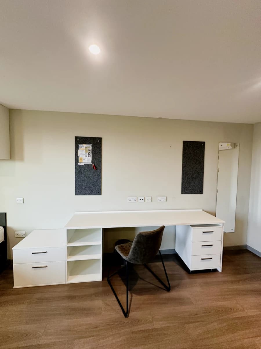 Stapleton House image