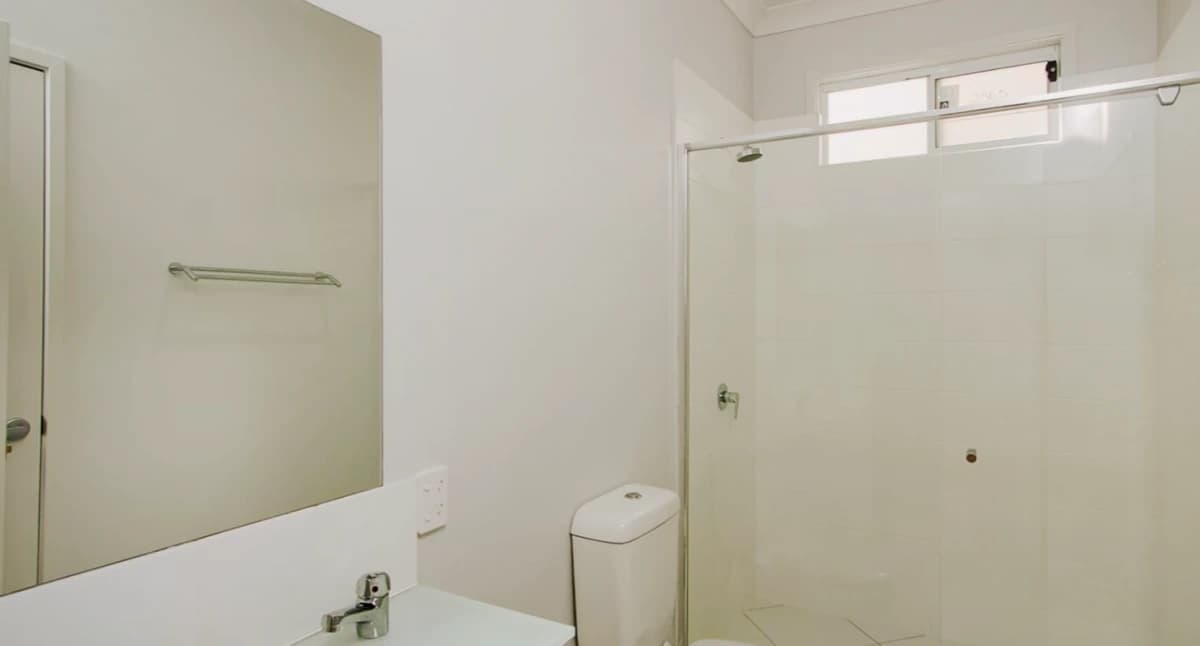 Student Living - Twelfth Avenue image