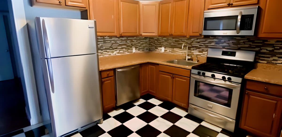 109 Lexington Ave image