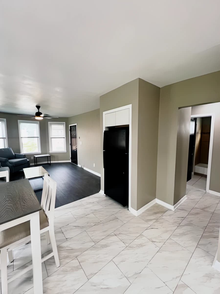 204 Columbus Ave Apt 2 image