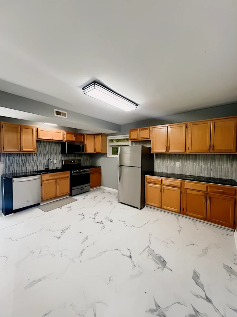 204 Columbus Ave Apt 3
