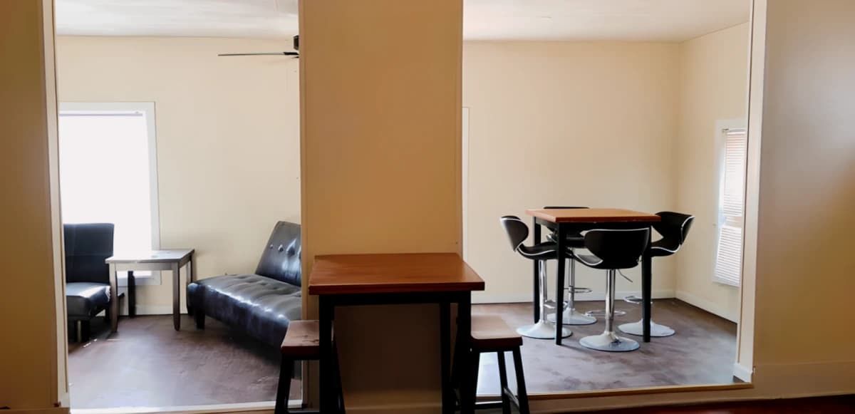 5 Bed 2 Bath Apartment 2