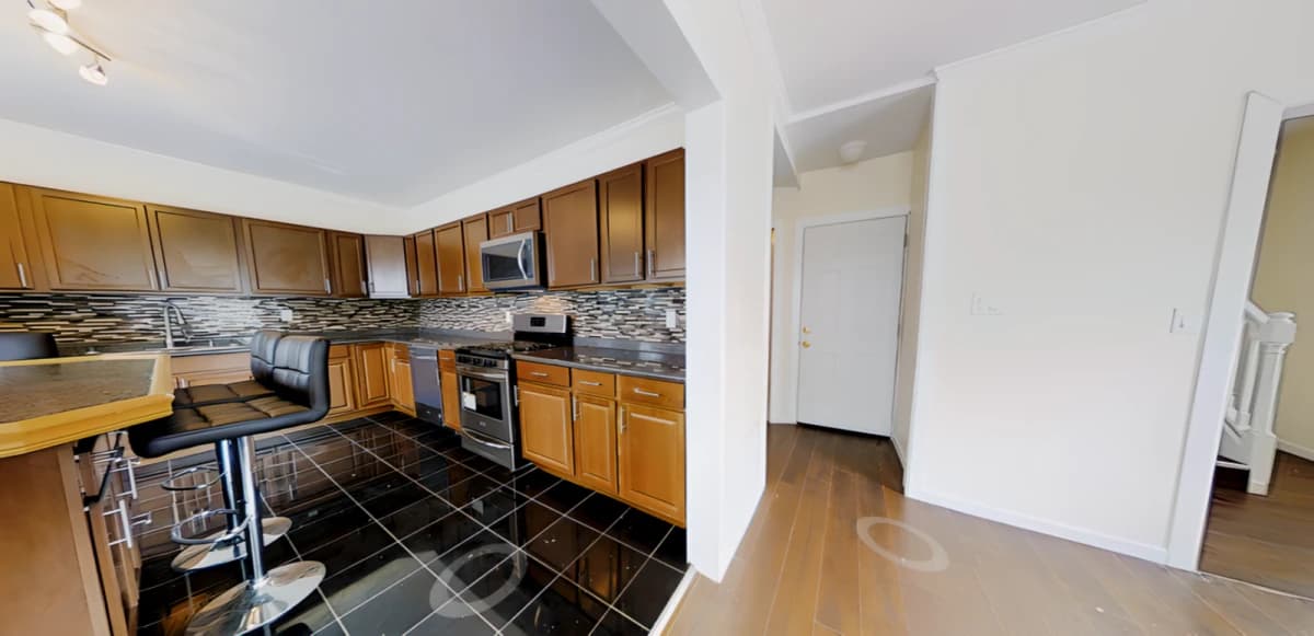 323 Lexington Ave Apartment 2 image