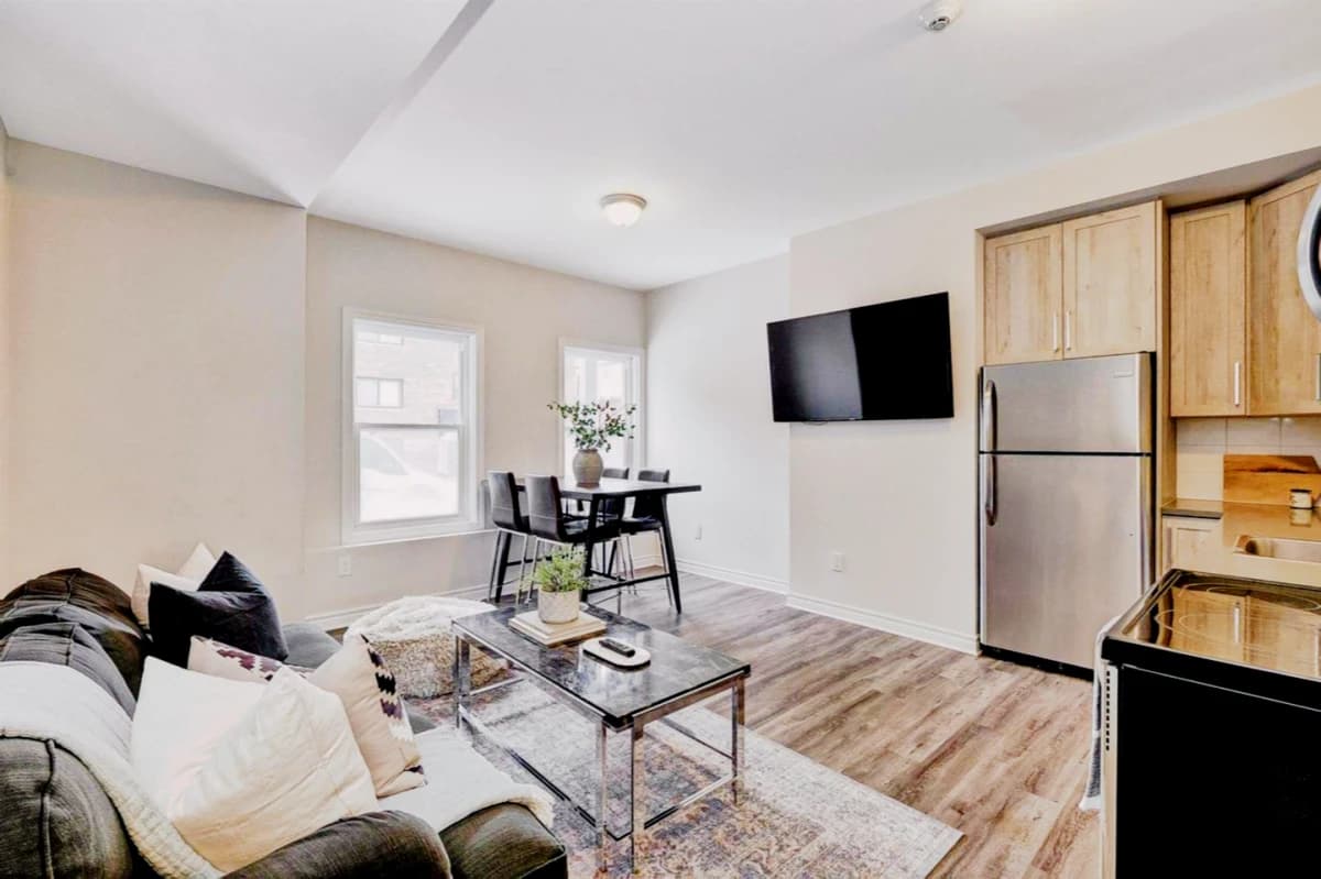 5 Bed 2 Bath