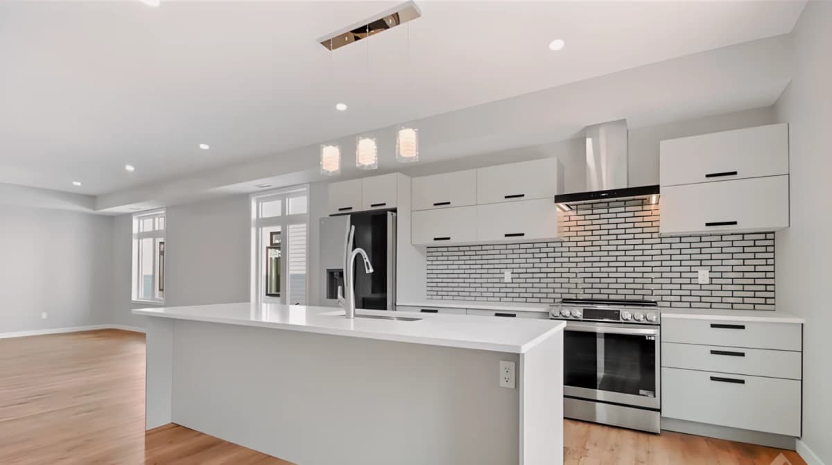 3 Bed 2.5 Bath