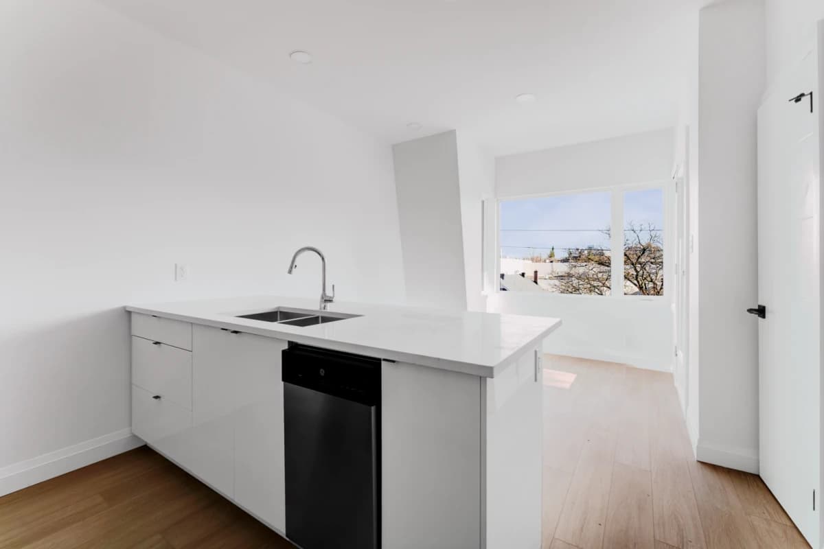 1 Bed 1 Bath - 304