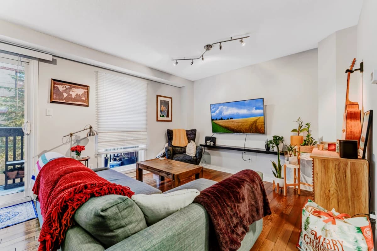 2 Bed 1 Bath- A