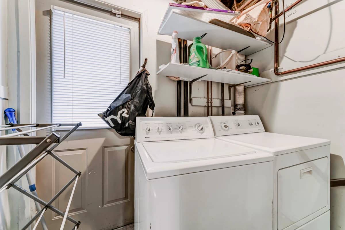 2 Bed 1 Bath- A