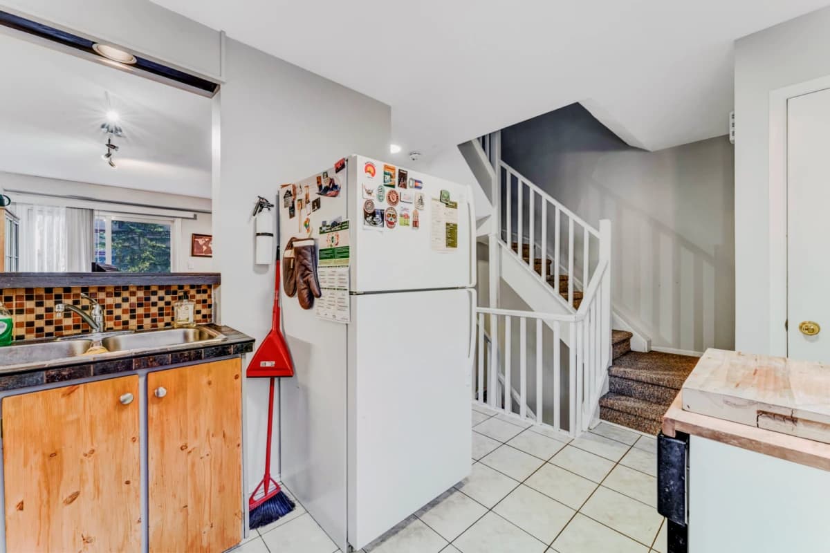 2 Bed 1 Bath- A