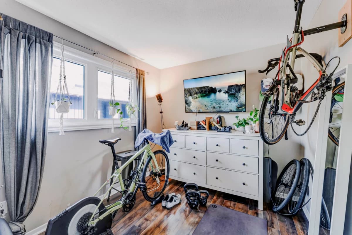 2 Bed 1 Bath- A