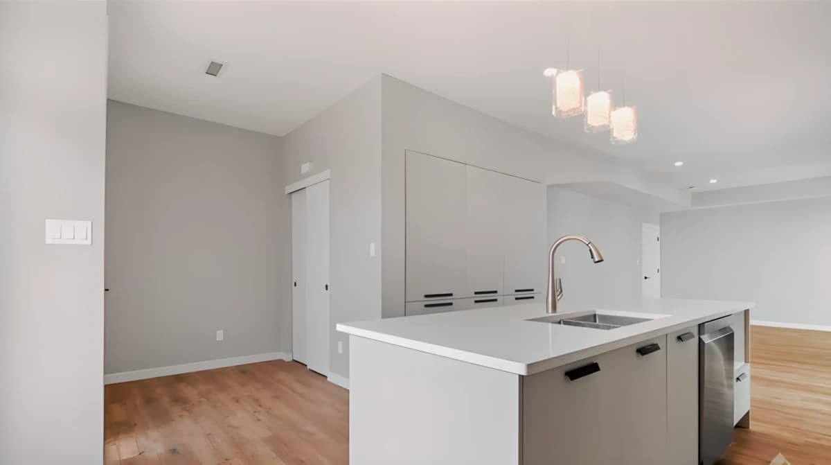 3 Bed 2.5 Bath