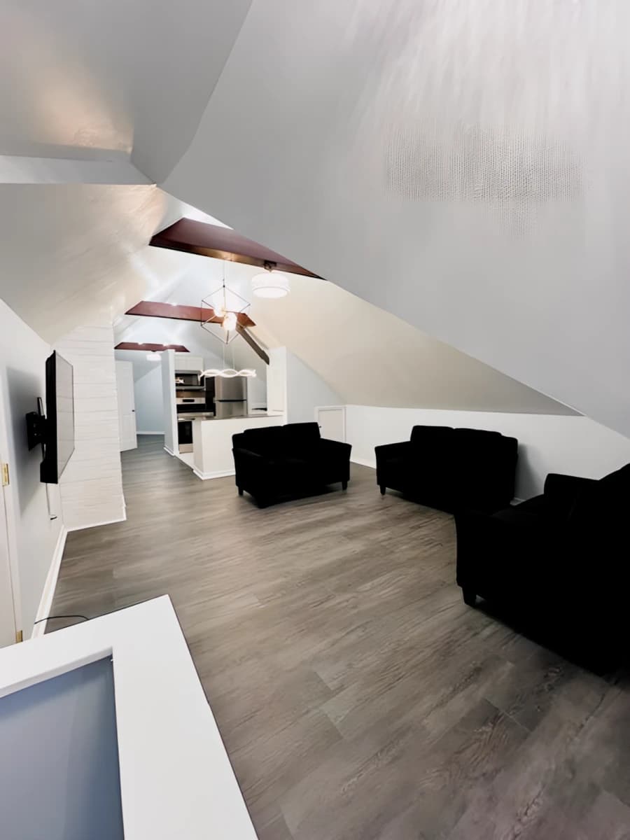 2 bed 1 bath Apartment 3