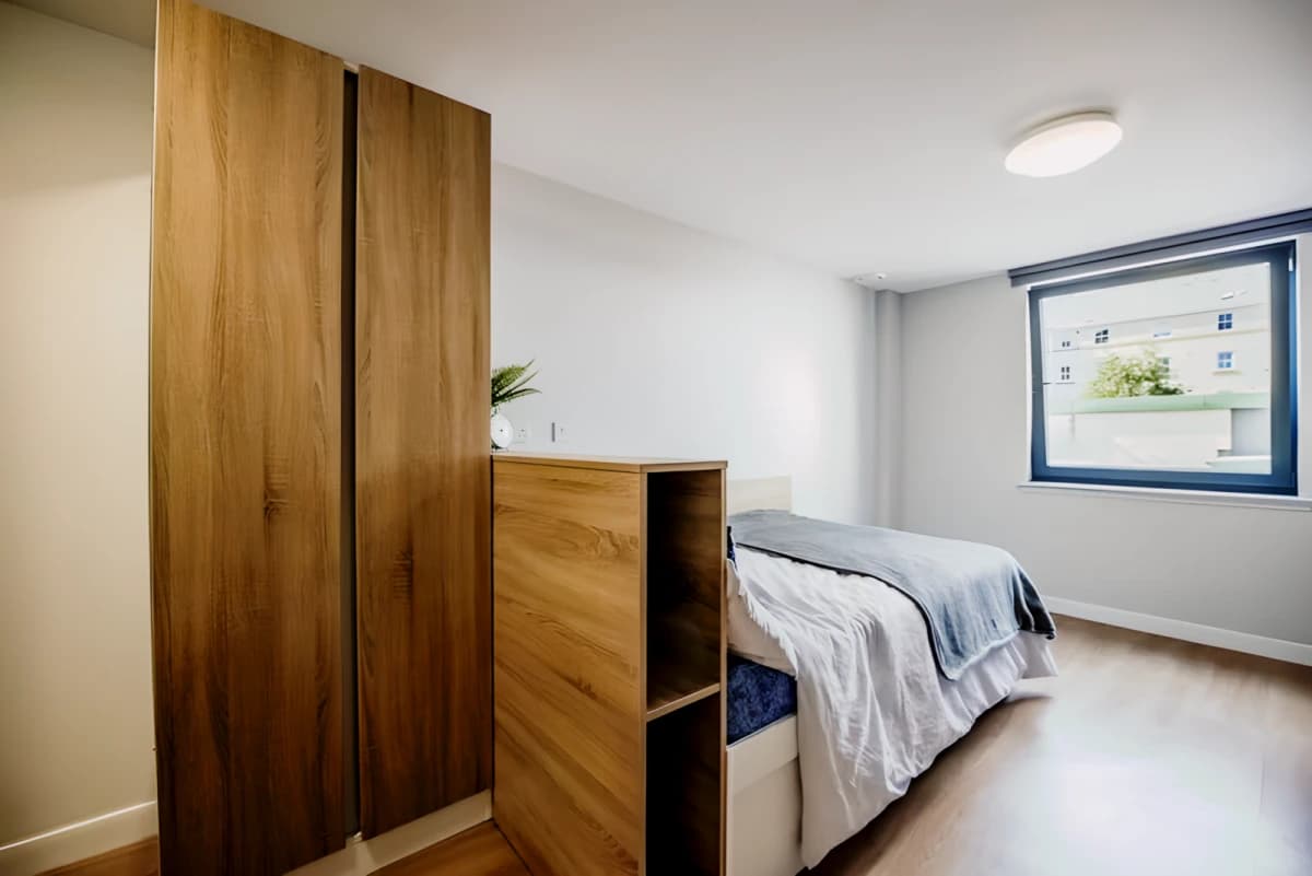 5/6 Bed Superior Ensuite