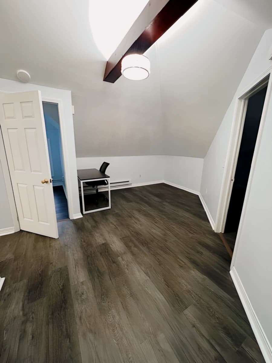 2 bed 1 bath Apartment 3