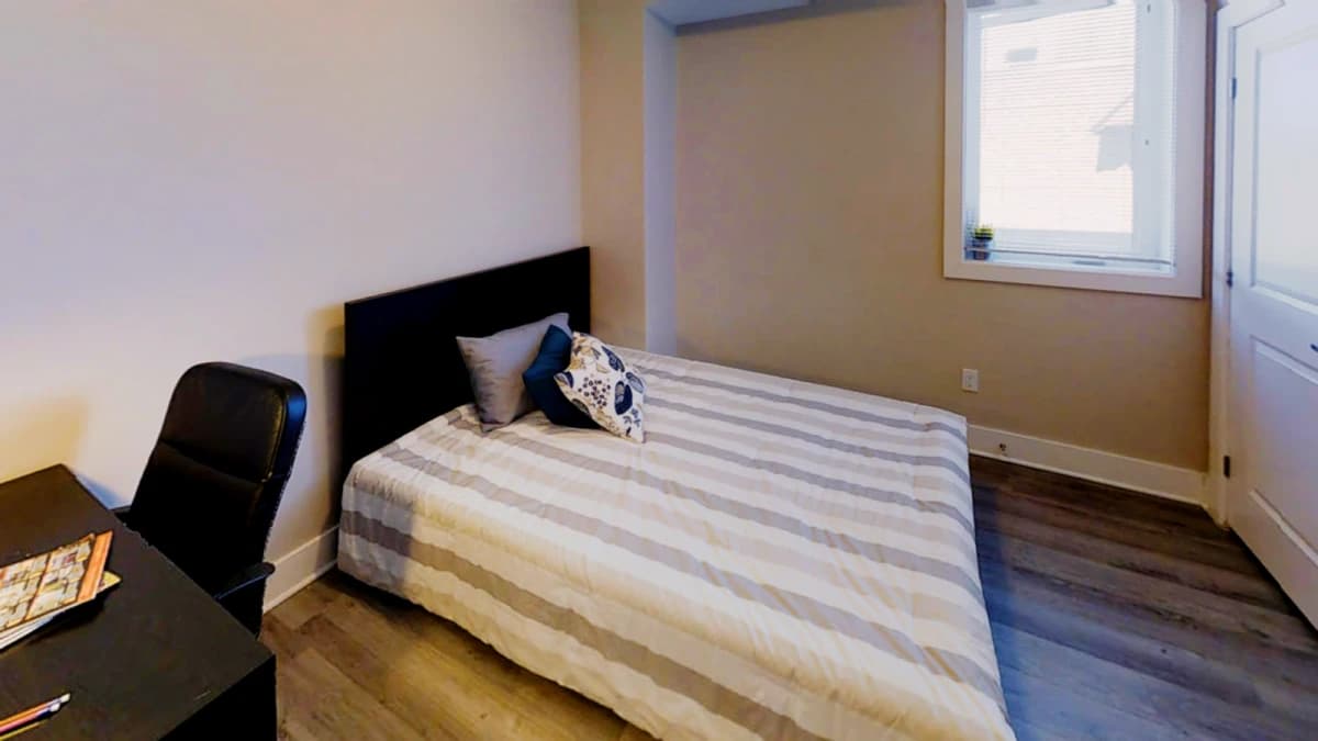 5 Bedroom