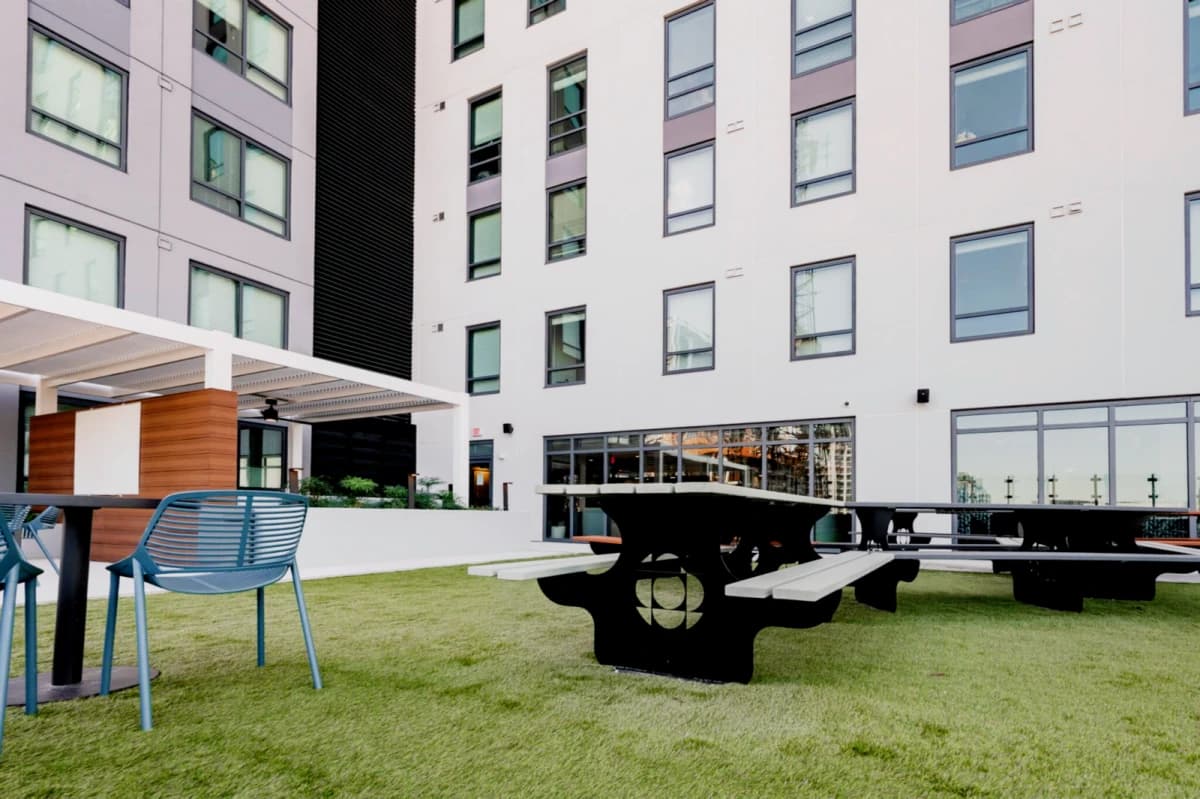 Outdoor Features