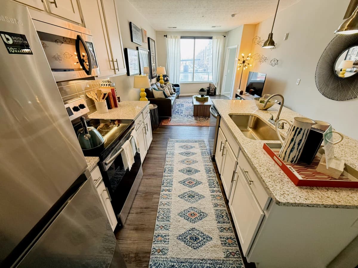 Luxe Belle image