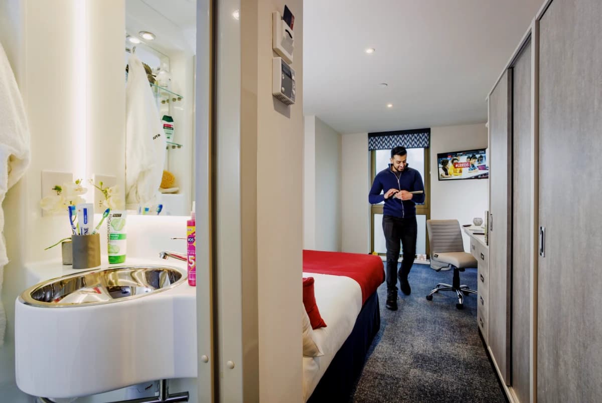 Study Inn Brotherton House image
