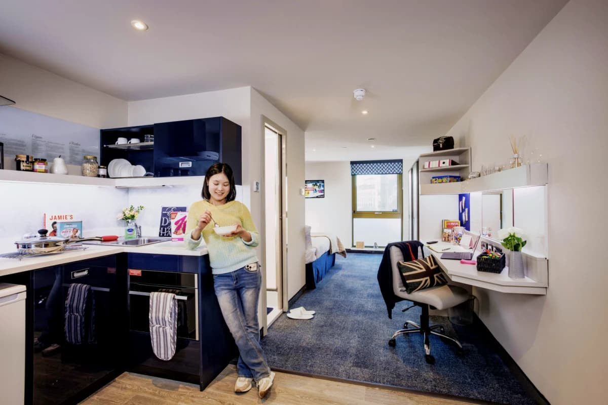 Study Inn Brotherton House image