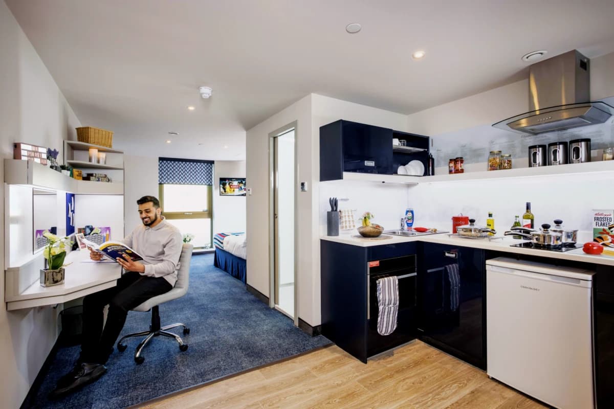 Study Inn Brotherton House image