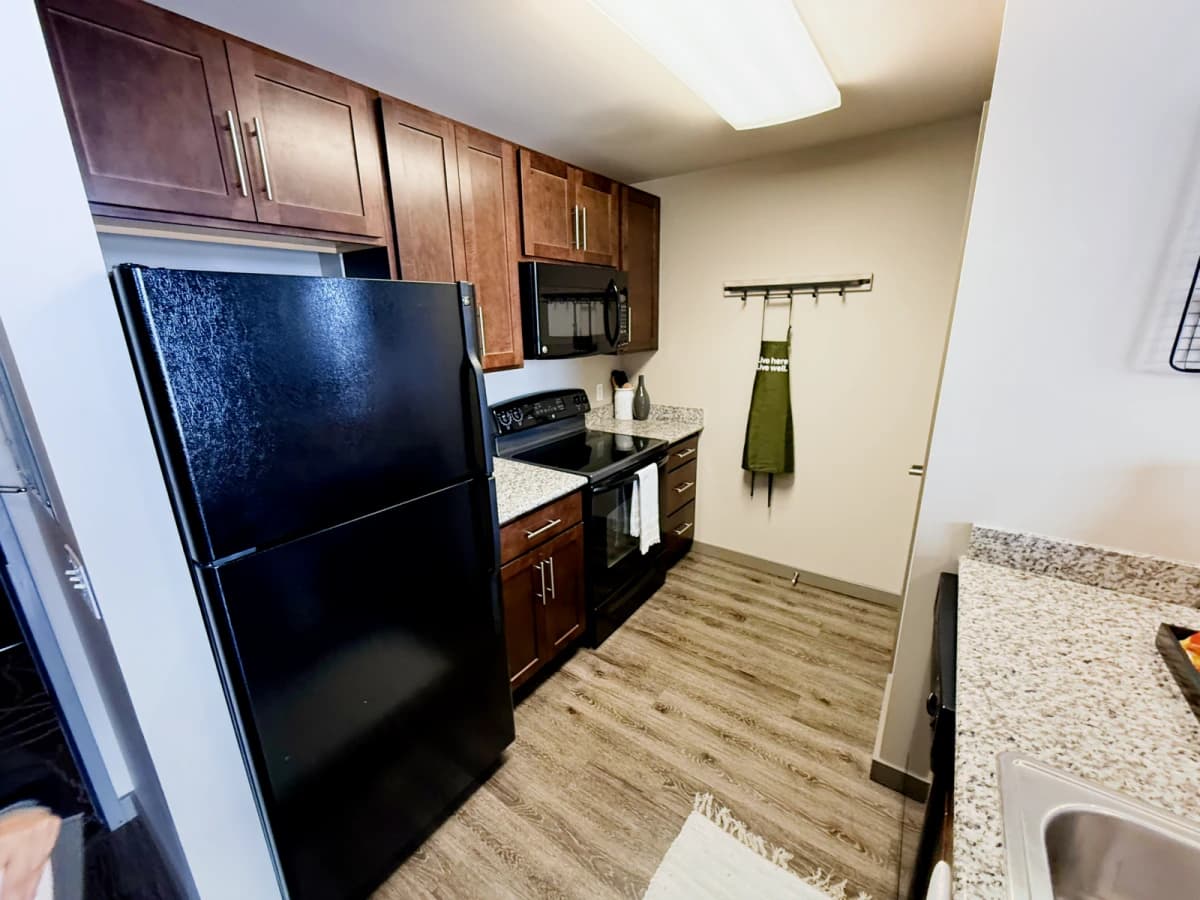 2 Bedrooms 2 Bathrooms