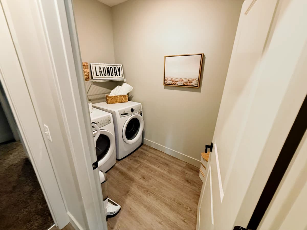 4 Bed 4 Bath