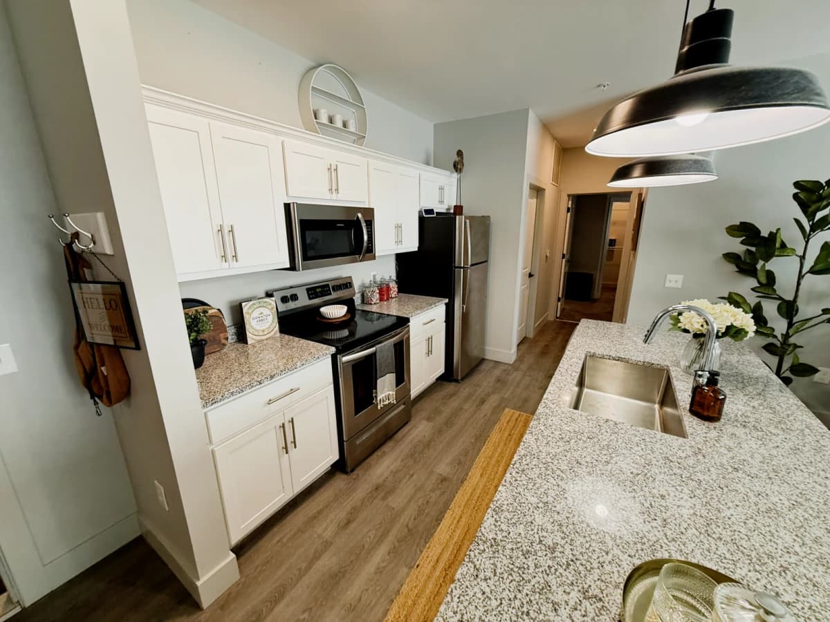 4 Bed 4 Bath