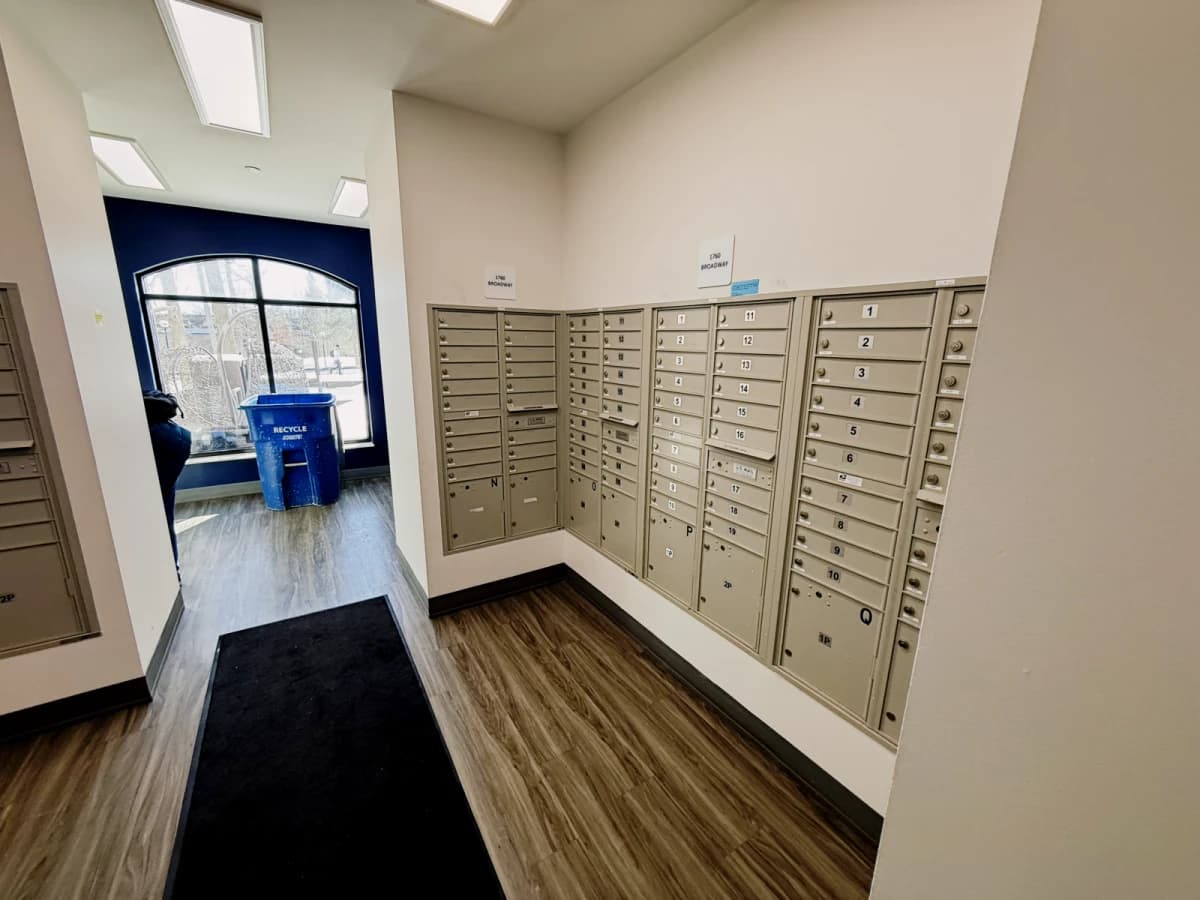 The Courtyards Student Apartments image