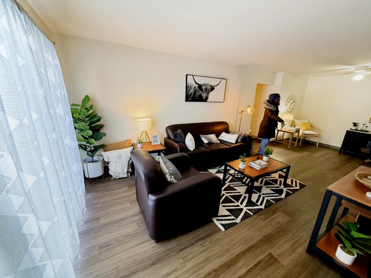 Willowtree Apartments and Tower image