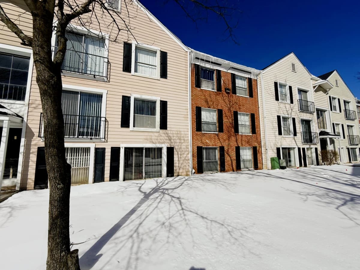 Willowtree Apartments and Tower image