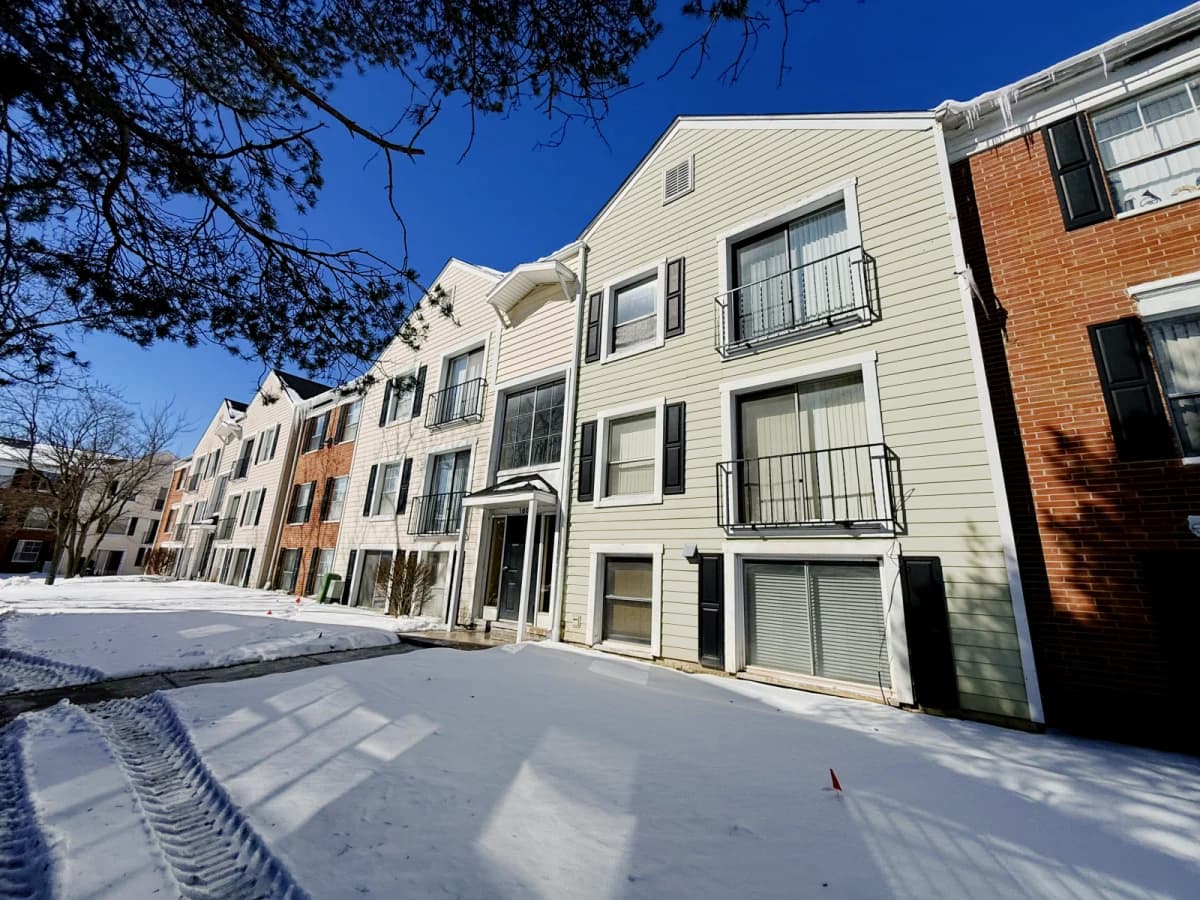 Willowtree Apartments and Tower image 4