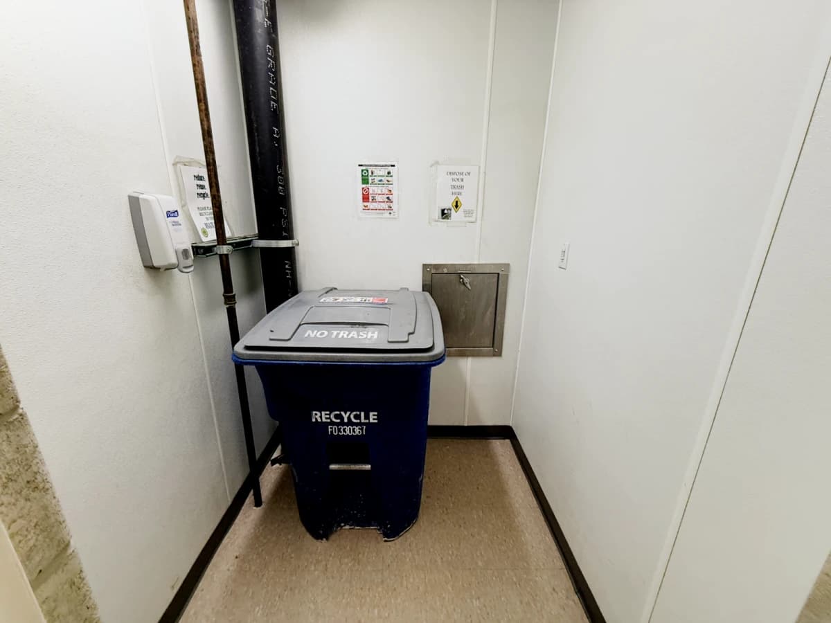 The Courtyards Student Apartments image