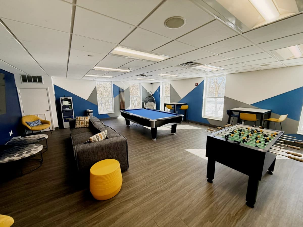 The Courtyards Student Apartments image