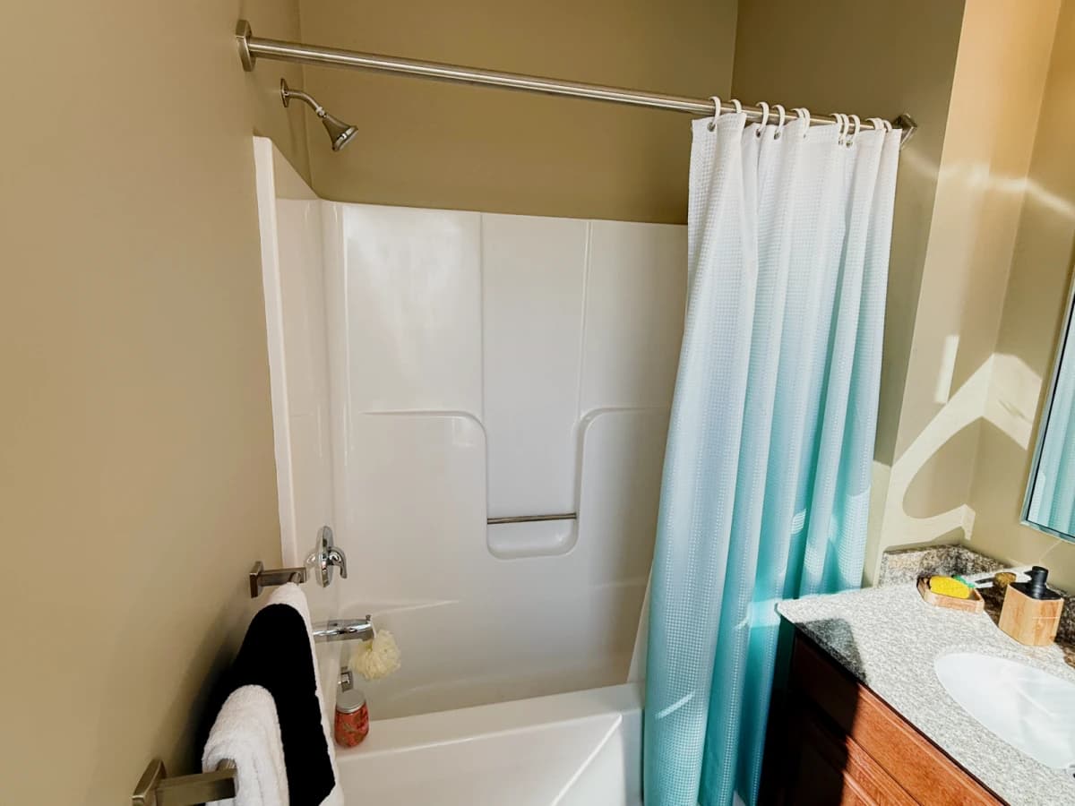 1bd / 1ba