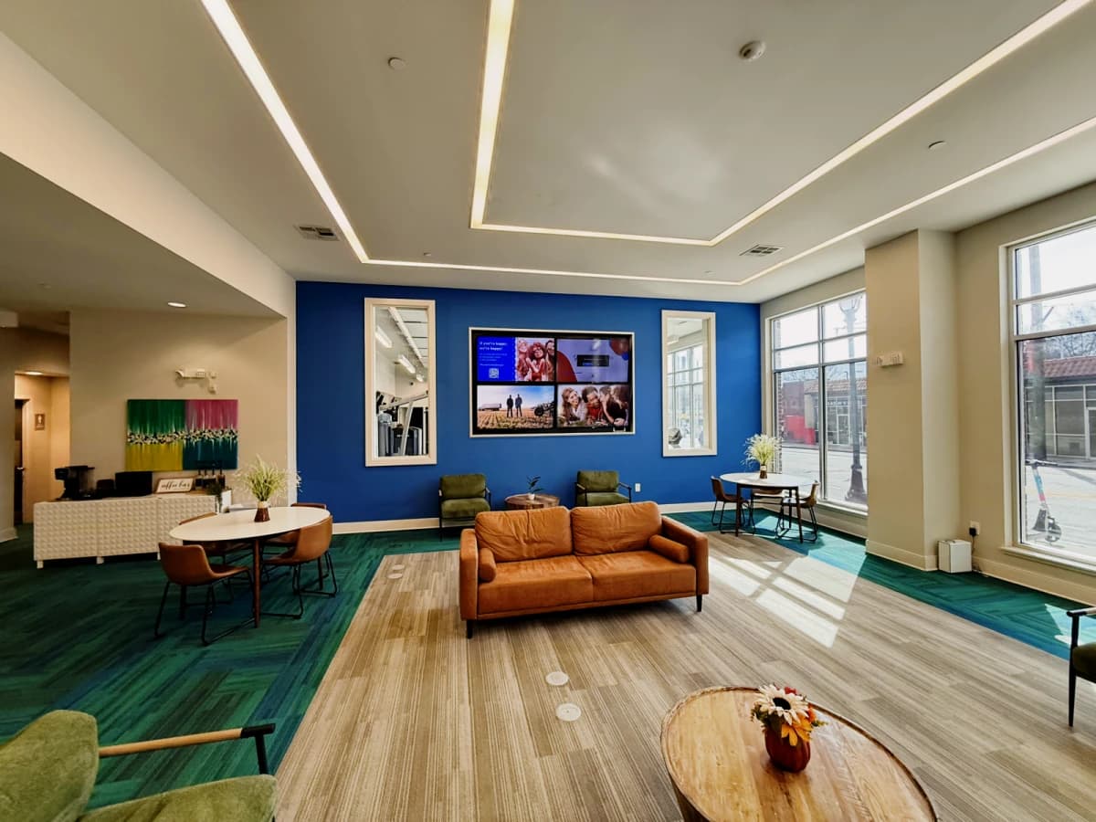 200 Edgewood image